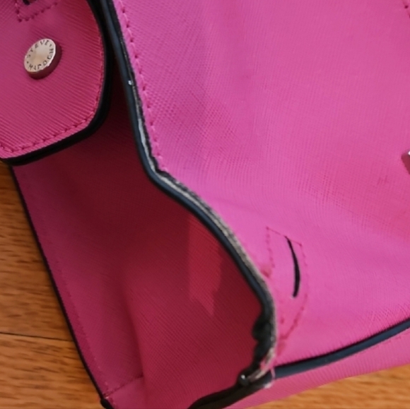 Steve Madden Hot Pink Handbag - Picture 11 of 12